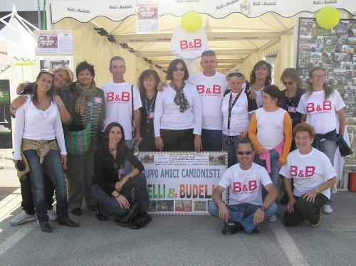Buona Strada Lady Truck Driver Team + Belli & Budelli